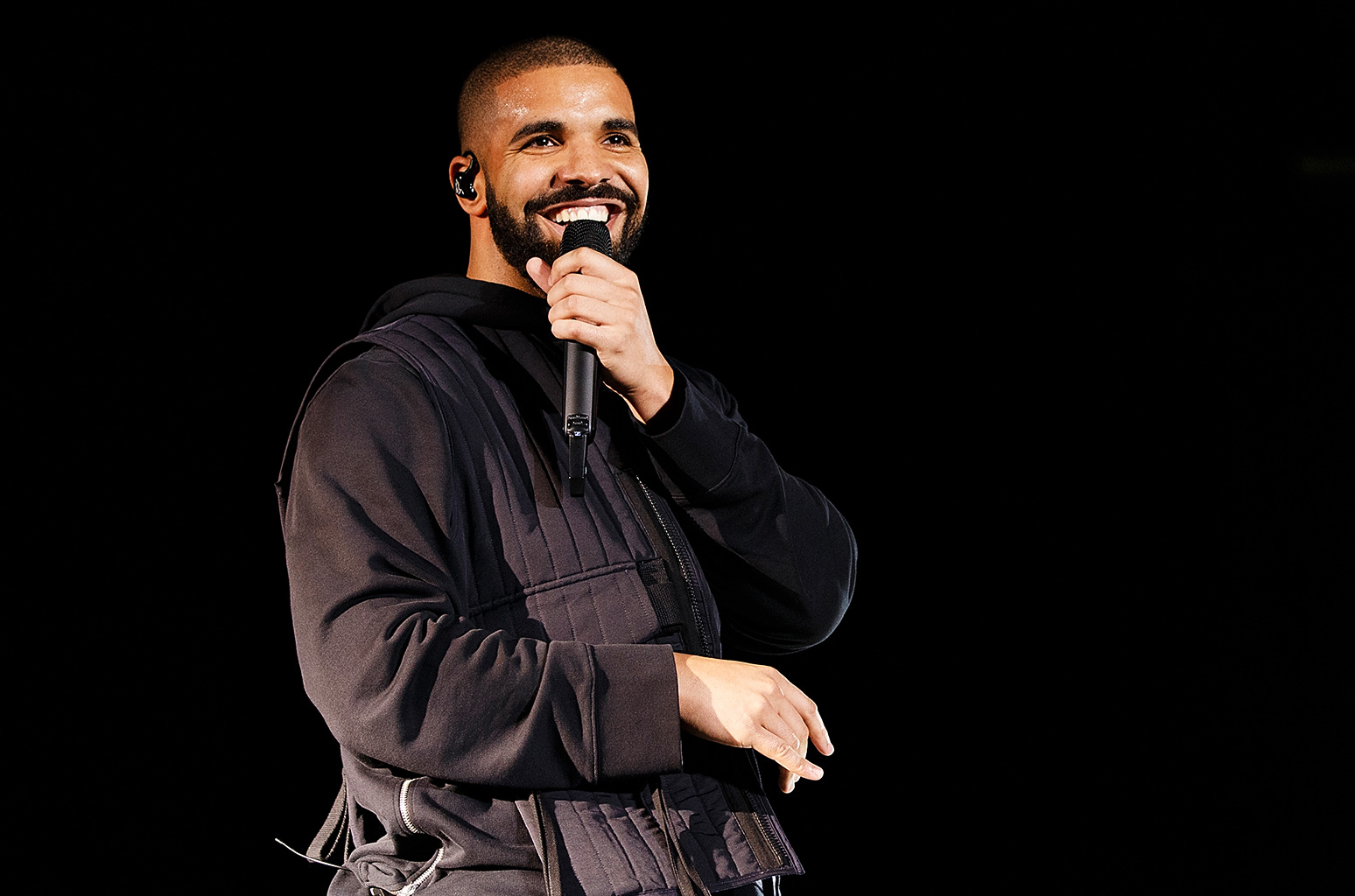 Did Drake Send Shots At Tory Lanez On "Summer Sixteen" Tour?