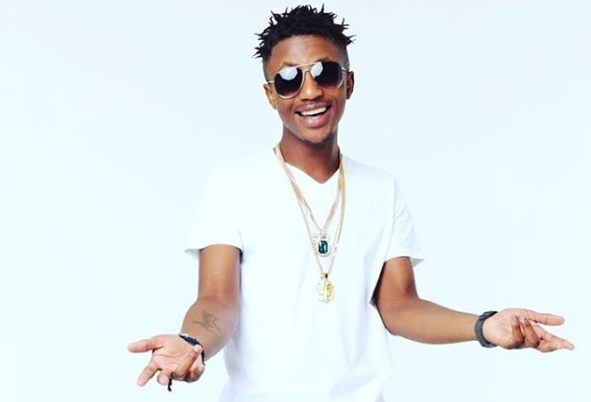 Emtee Scoops The Rising Star Award At The #YOUSpec2016