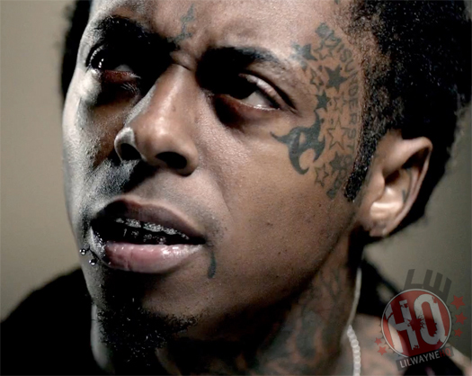 Lil Wayne Wakes Up To Police In His Home
