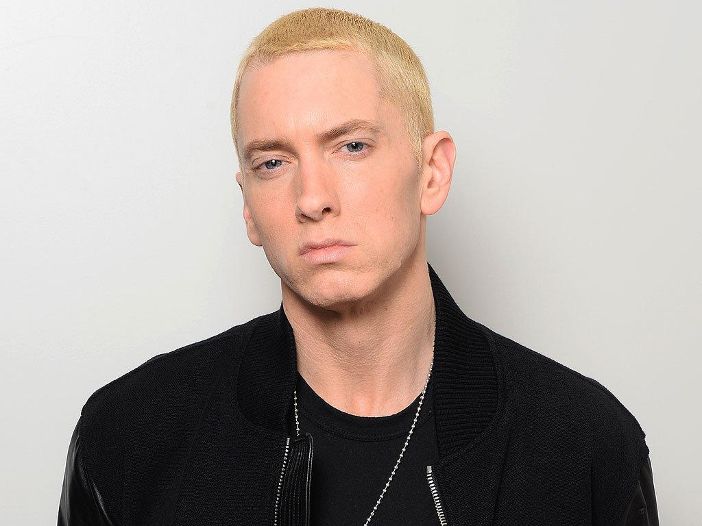 Eminem Declares Kendrick Lamar's "Good Kid, M.A.A.d city" A "Masterpiece"
