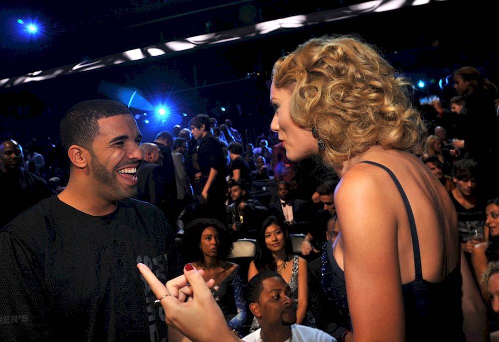 Drake Adds Fuel To Rumors Of Romance With Taylor Swift