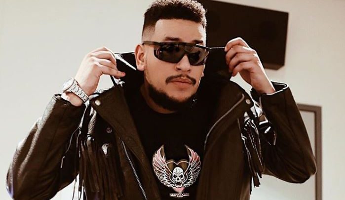 Swerving In BMW's! Take A Look Into AKA's Garage