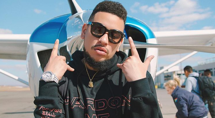 AKA Reacts To A Cassper Fan Saying He Loves His Music