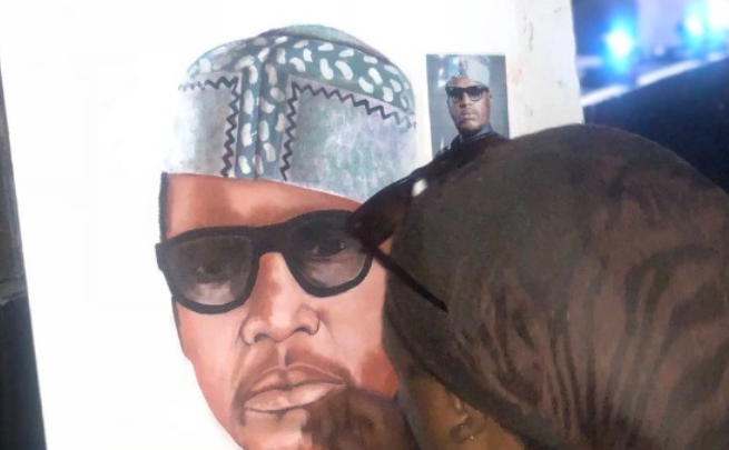 Psyfo Shares Cassper's Confrontation Of Rasta On HHP Painting!Celebrity funeral painter famously known as Rasta found himself trending for the second time on social media.