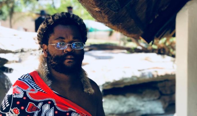 Sjava Receives Musician Of The Year Award In Protest Fashion