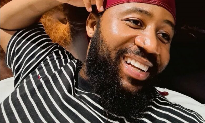 Cassper Claps Back At Scoop For Saying Him, AKA And Kwesta Need To Take A Break From Releasing Music!