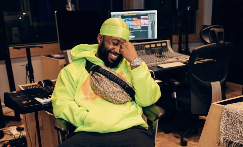 Cassper And His Team Sign A New Partnership With Popular Energy Drink Company